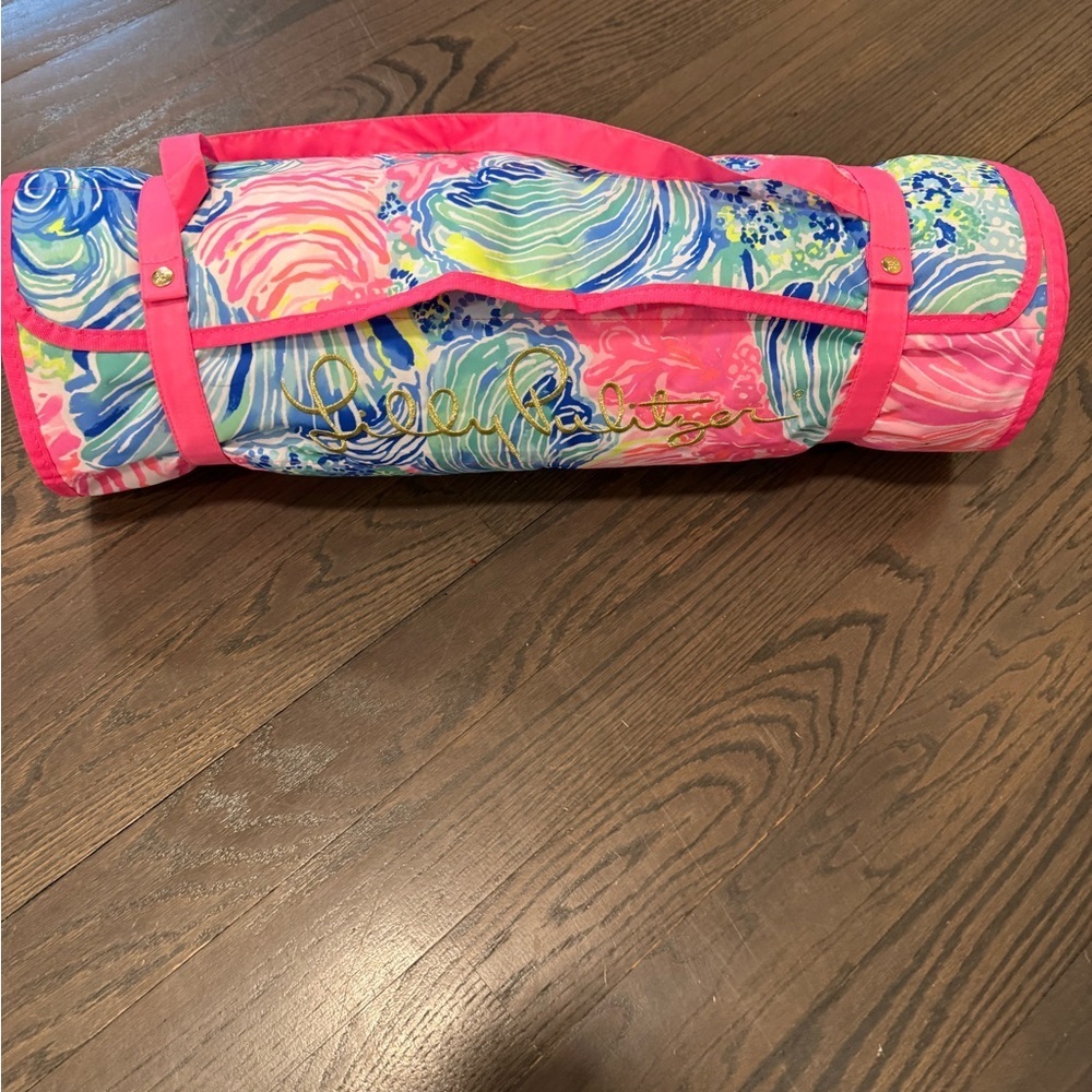 Lilly Pulitzer Beach Mat Splash Into Summer Beach Pool Roll Up Mat Pillow Yoga